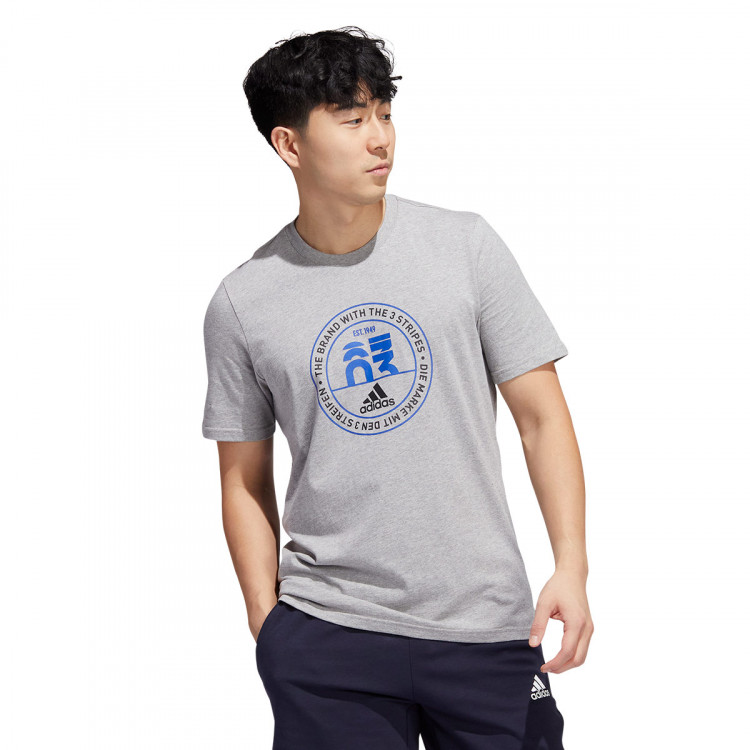 camiseta-adidas-emb-graphic-medium-grey-heather-1.jpg