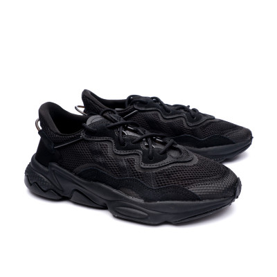 zapatilla-adidas-ozweego-nino-core-black-core-black-trace-grey-met.-0.jpg