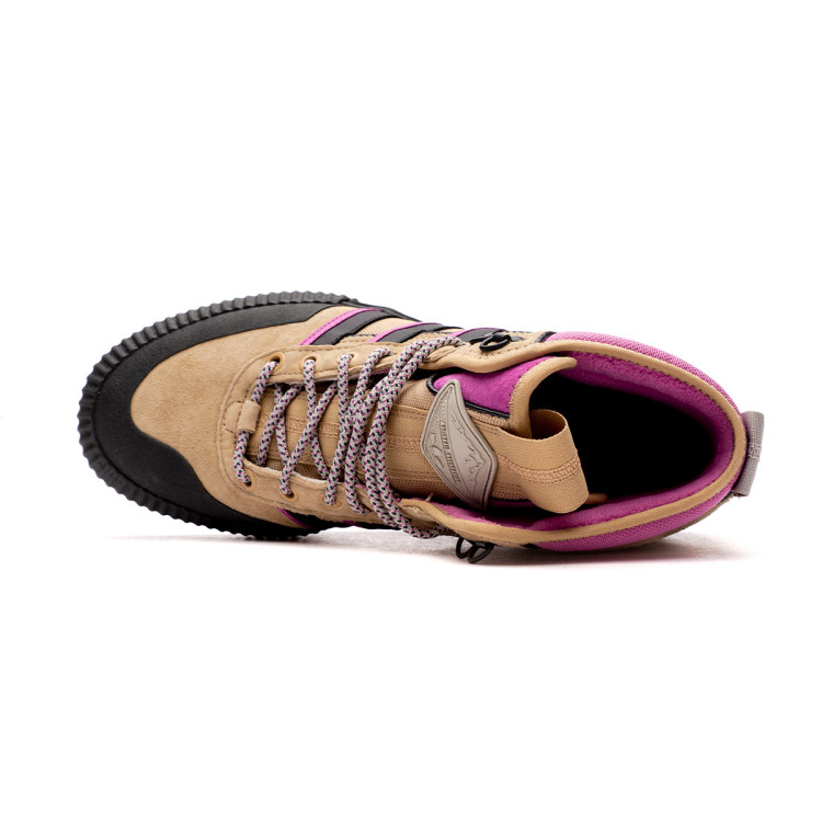 zapatilla-adidas-akando-atr-beige-tone-semi-pulse-lilac-carbon-4