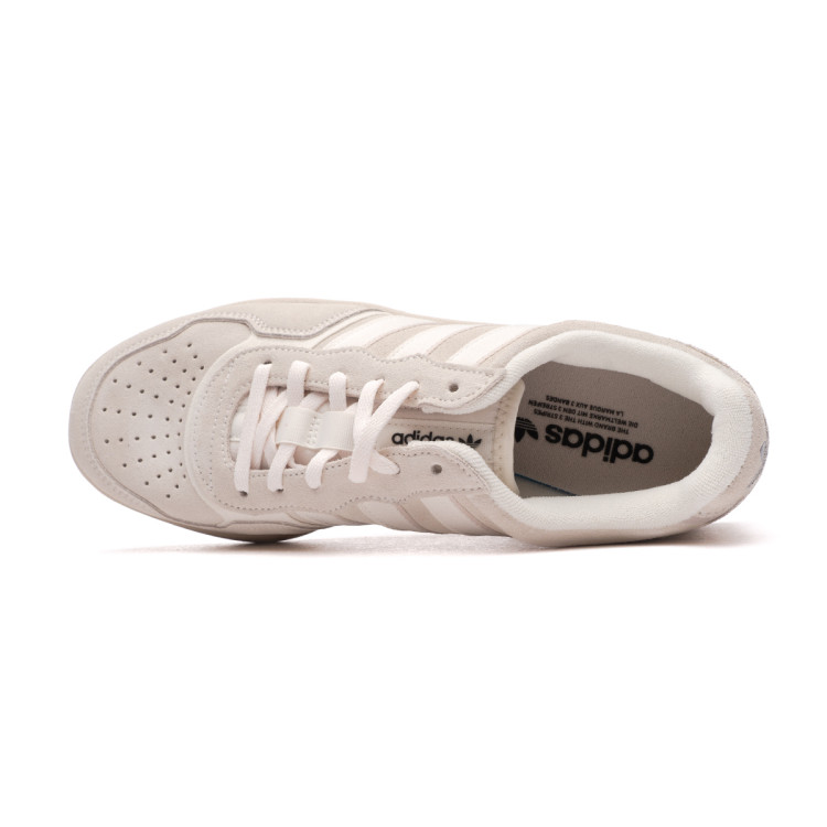 zapatilla-adidas-courtic-chalk-white-clear-brown-off-white-4
