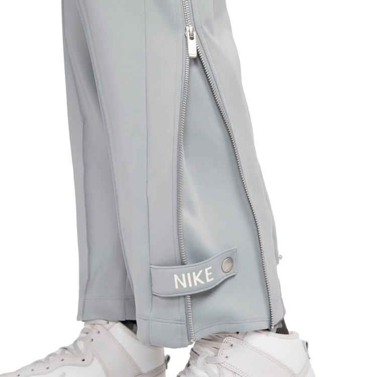 pantalon-largo-nike-sportswear-circa-particle-grey-coconut-milk-4