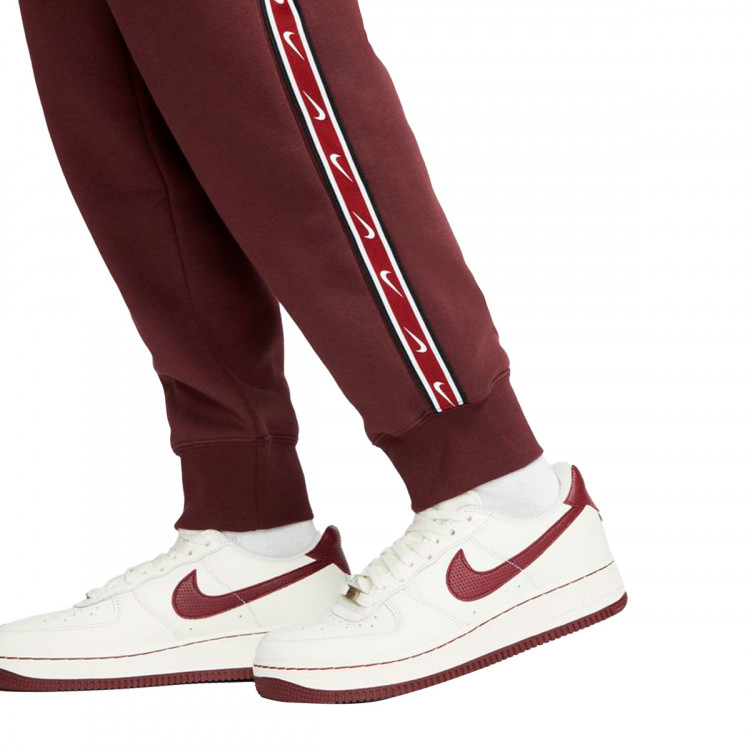 nike swoosh cargo
