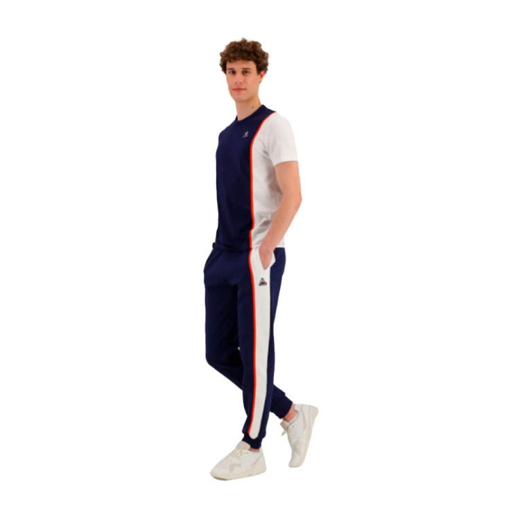 pantalon-largo-le-coq-sportif-saison-1-regular-bleu-nuit-opt-white-tech-red-4.jpg