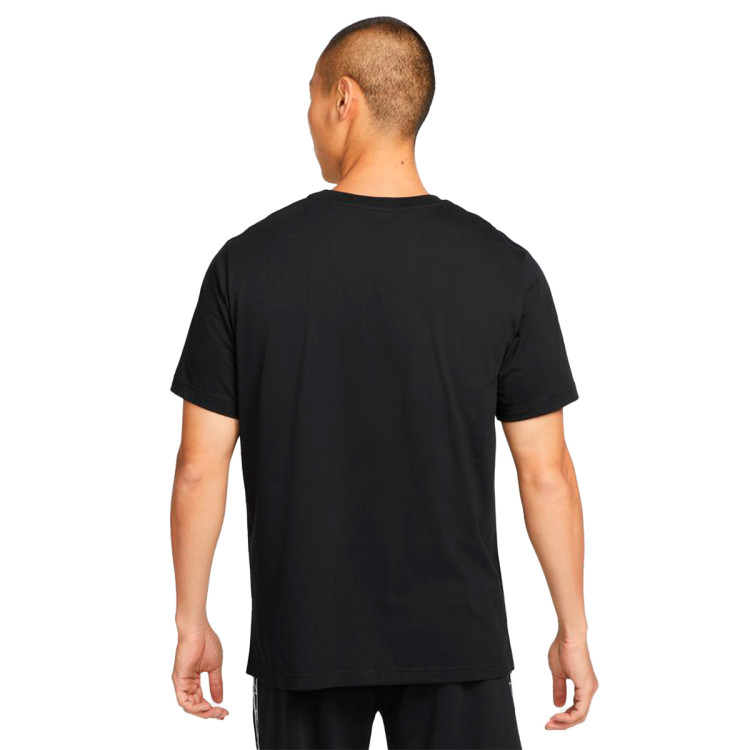 camiseta-nike-sportswear-repeat-swoosh-black-white-1.jpg