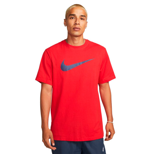 red t shirt nike