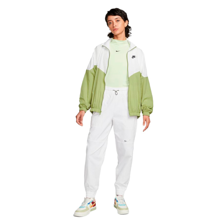 chaqueta-nike-sportswear-essentials-windrunner-woven-mujer-white-alligator-3.jpg