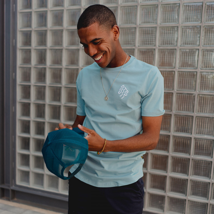 camiseta-off-the-pitch-stockholm-slim-tee-blue-4.jpg