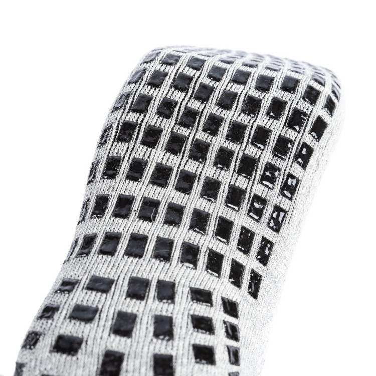 calcetines-joma-anti-slip-grip-black-3.jpg