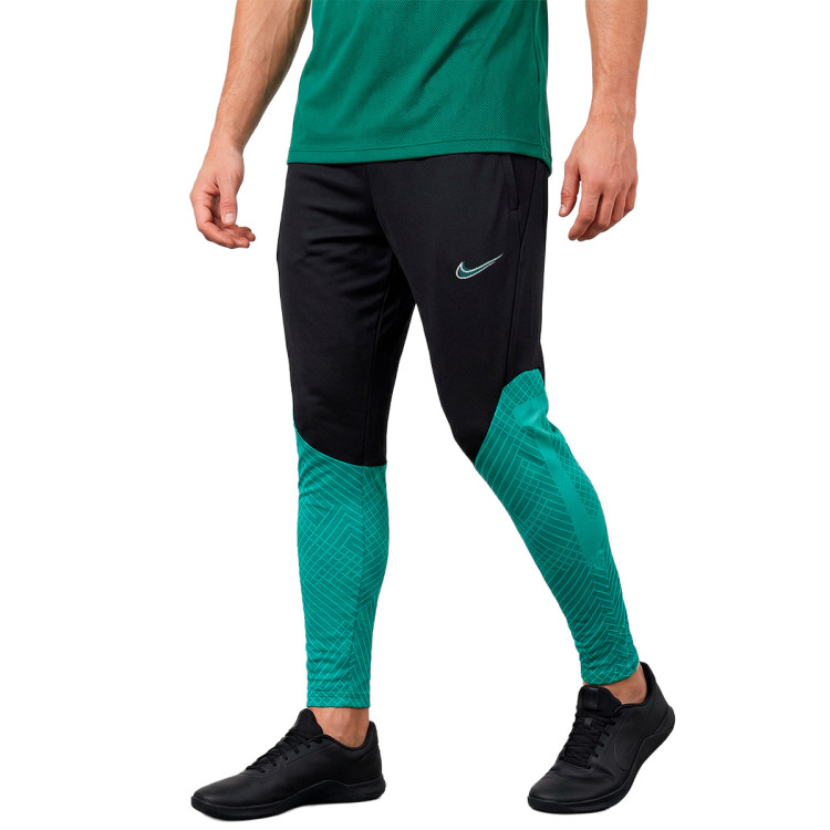 Nike Dri-Fit Strike