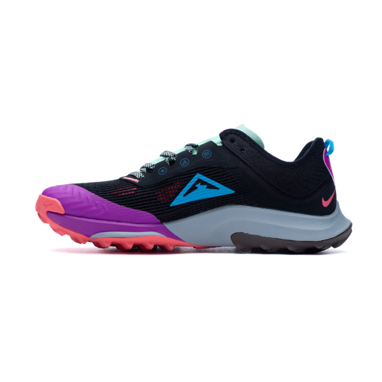 zapatilla-nike-air-zoom-terra-kiger-8-negro-2.jpg