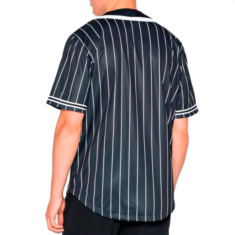 camiseta-karl-kani-serif-pinstripe-baseball-black-white-1