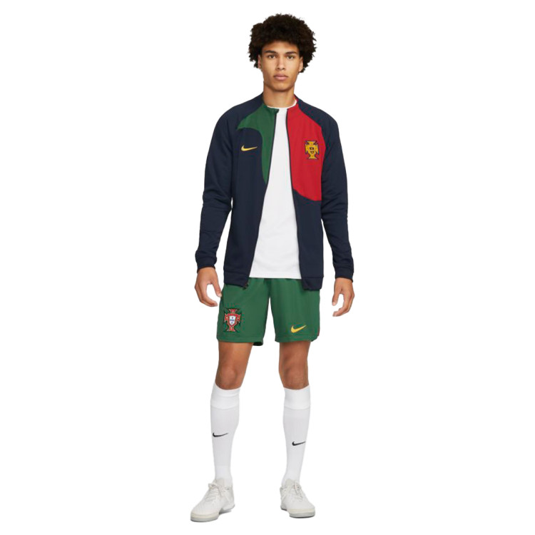 pantalon-corto-nike-portugal-primera-equipacion-stadium-mundial-qatar-2022-gorge-green-pepper-red-3.jpg