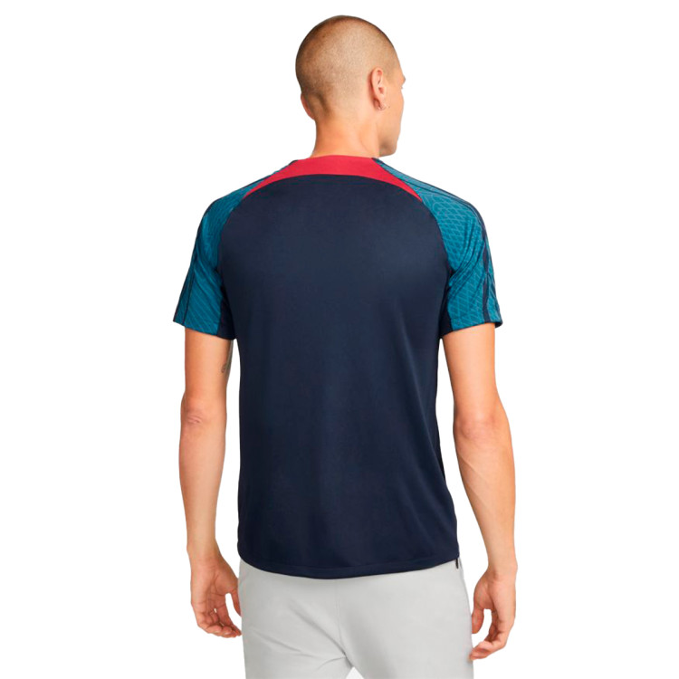 camiseta-nike-portugal-training-mundial-qatar-2022-obsidian-gorge-green-pepper-red-5.jpg