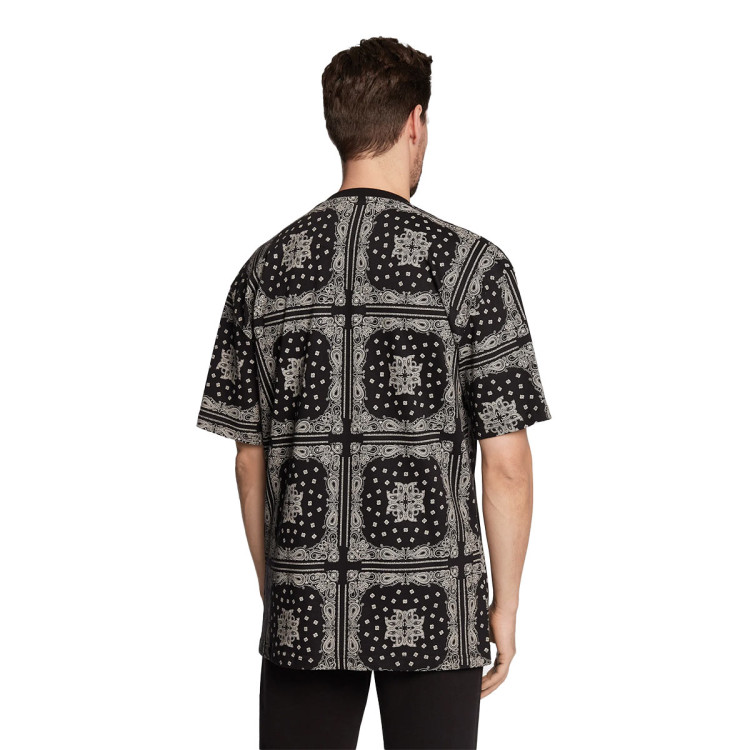 camiseta-karl-kani-small-signature-paisley-black-cream-2.jpg