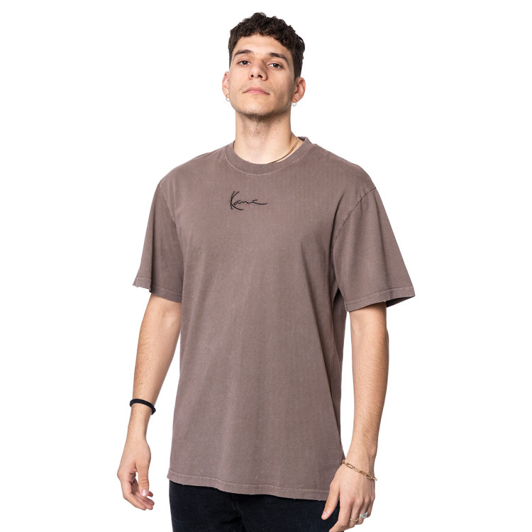 camiseta-karl-kani-small-signature-destroyed-dark-taupe-2.jpg