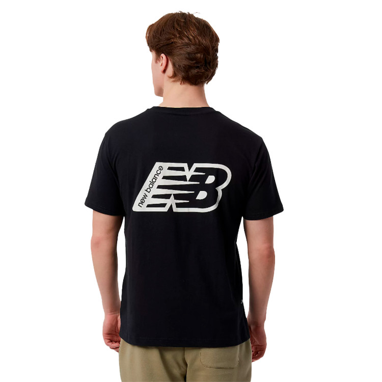 camiseta-new-balance-essentials-graphic-black-1.jpg