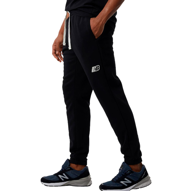pantalon-largo-new-balance-essentials-fleece-jogger-black-2.jpg