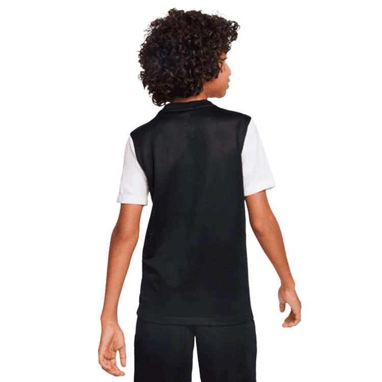 camiseta-nike-trophy-v-mc-nino-black-white-1