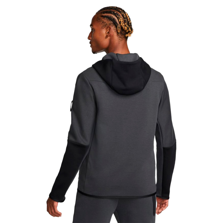 chaqueta-nike-sportswear-tech-fleece-hoodie-dk-smoke-grey-black-metallic-gold-1.jpg