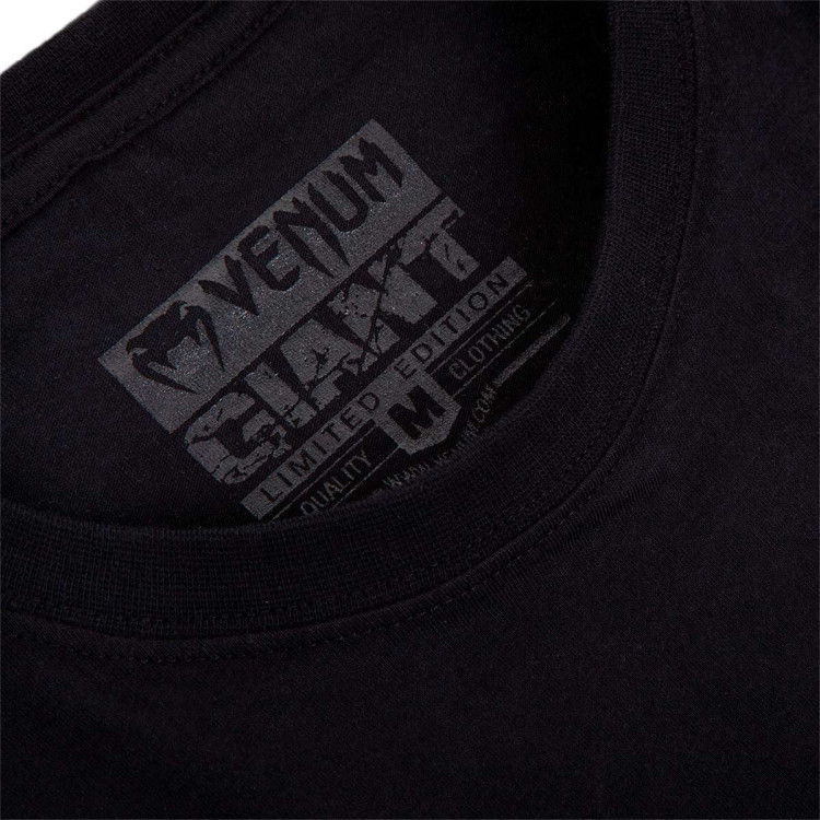 camiseta-venum-giant-matte-black-4