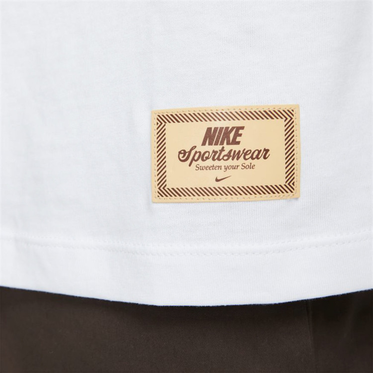 camiseta-nike-sportswear-solecafe-white-4.jpg