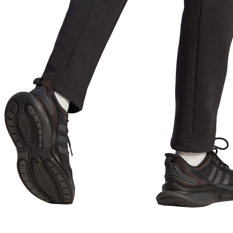 pantalon-largo-adidas-future-icons-badge-of-sport-pants-black-white-3