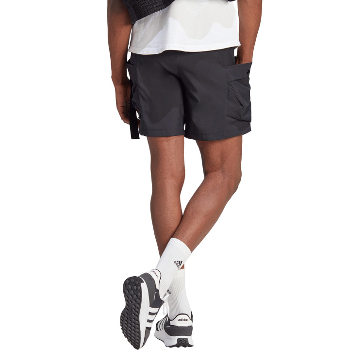 pantalon-corto-adidas-city-escape-black-1.jpg