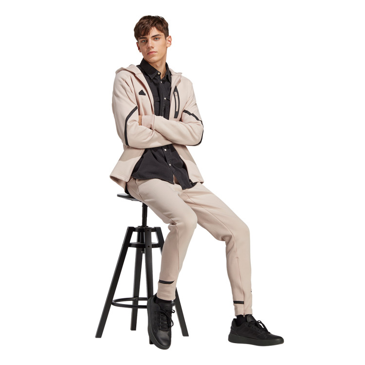 chaqueta-adidas-designed-4-gameday-wonder-taupe-2.jpg