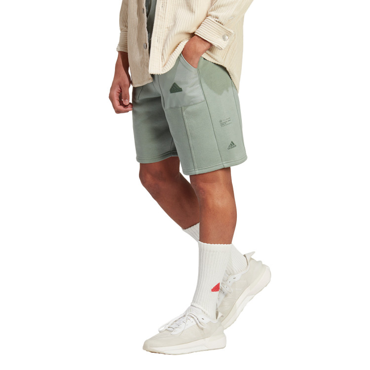 pantalon-corto-adidas-city-escape-silver-green-0.jpg