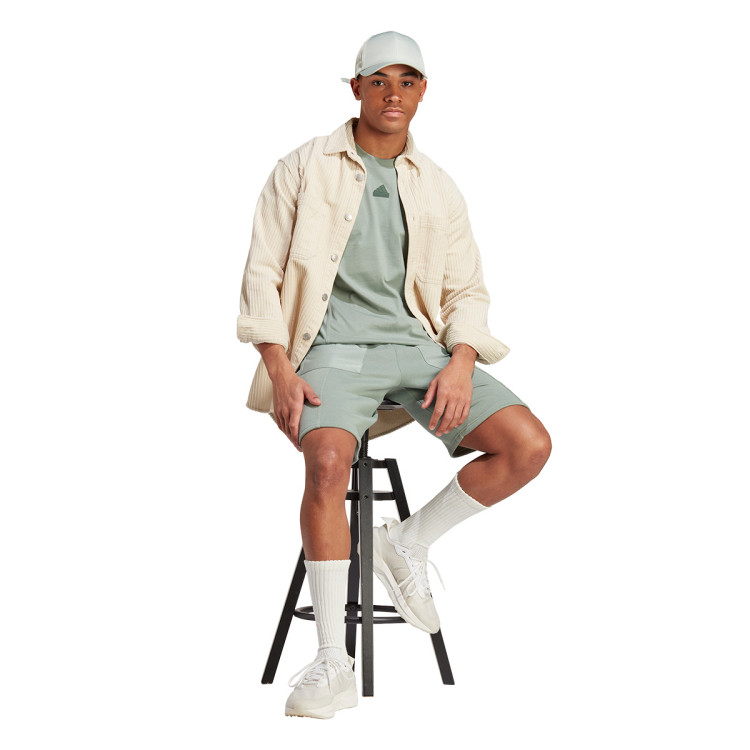 pantalon-corto-adidas-city-escape-silver-green-2.jpg