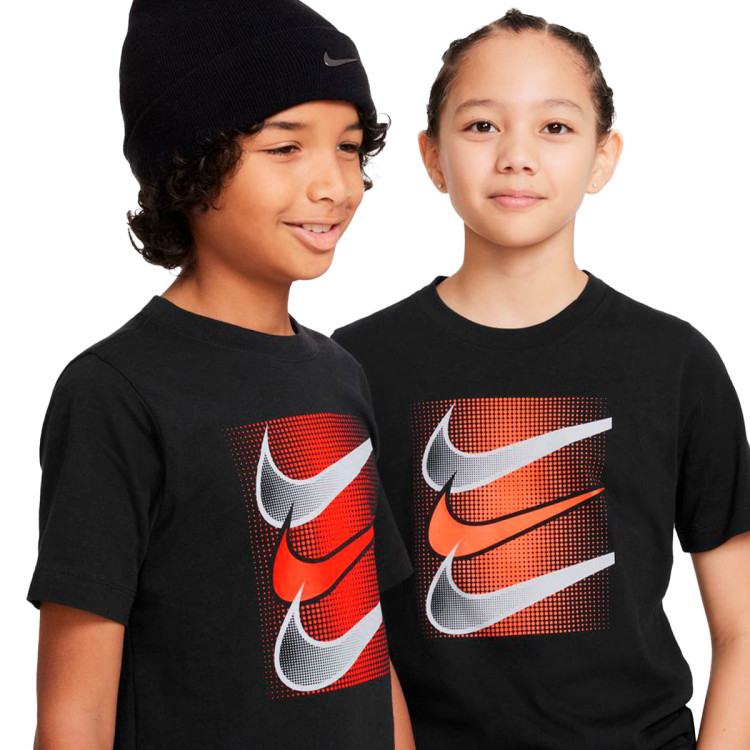 camiseta-nike-sportswear-core-brandmark-4-nino-black-2