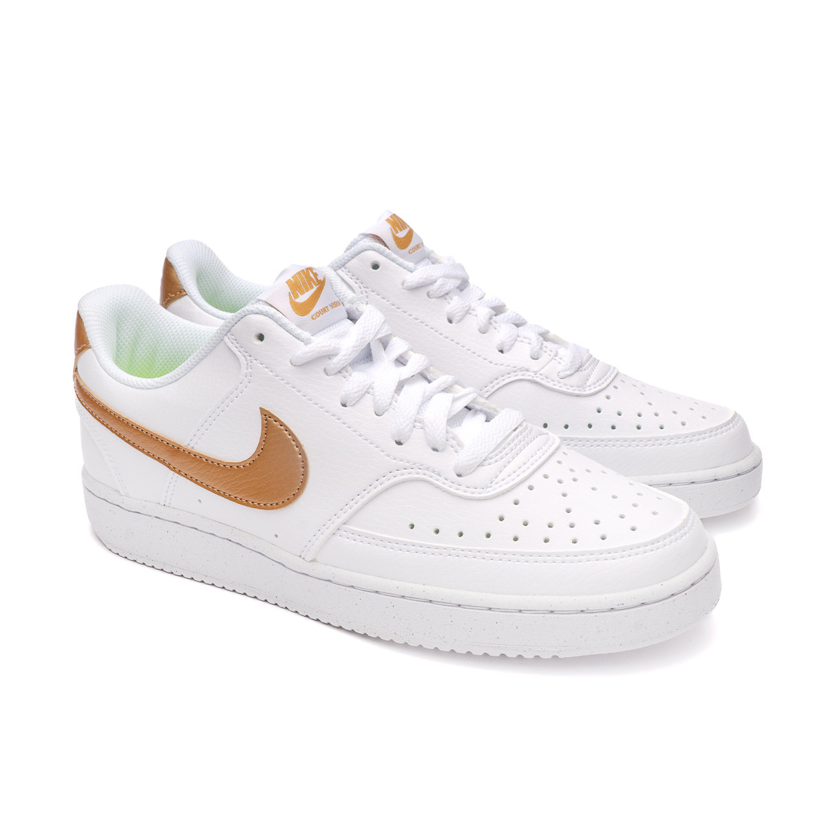 Zapatilla Nike Vision Low Next White-Mtlc Gold-White - Fútbol Emotion