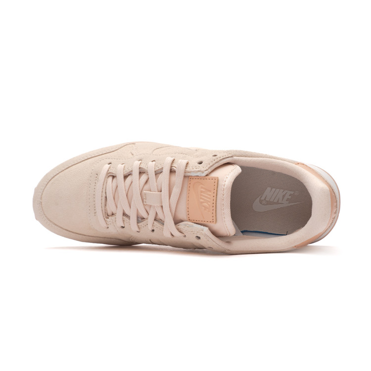 zapatilla-nike-internationalist-mujer-pearl-white-pearl-white-bio-beige-summit-whit-4.jpg