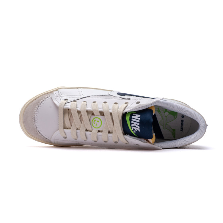 zapatilla-nike-blazer-low-77-jumbo-se-summit-white-summit-white-midnight-navy-phant-4