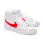 Blazer Mid '77 Vintage Weiß-Picante-Rot-Kokosmilch-Weiß-Schwarz