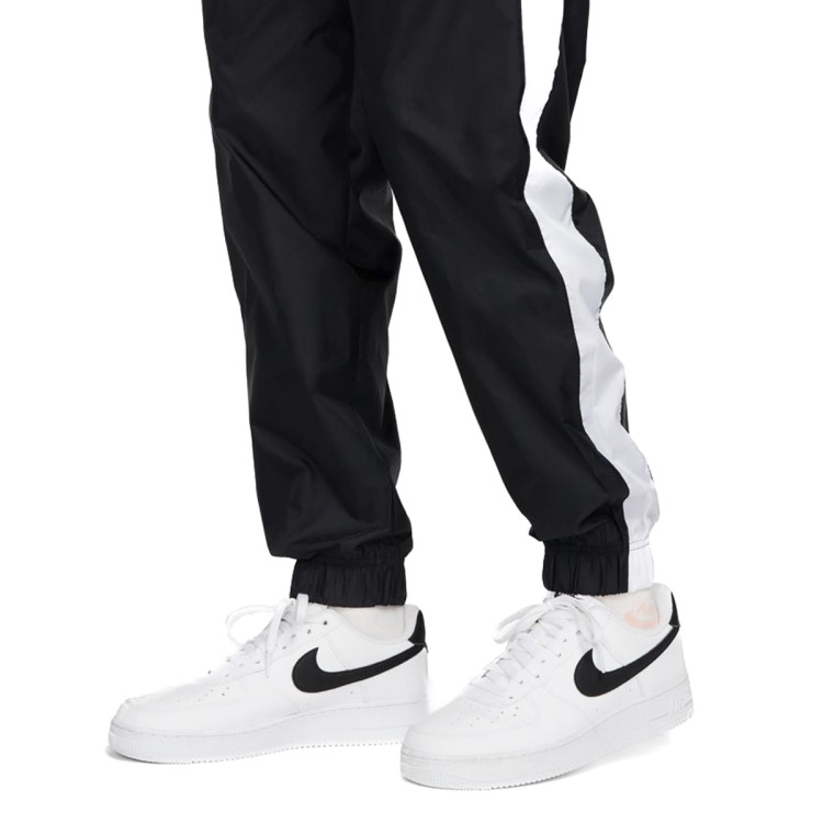 chandal-nike-club-woven-black-white-4