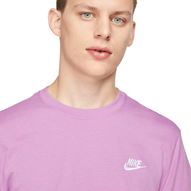 camiseta-nike-sportswear-club-rush-fuchsia-2