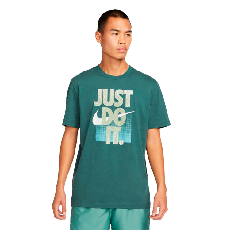camiseta-nike-sportswear-jus-do-it-faded-spruce-0