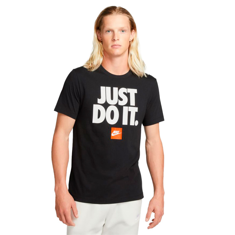 camiseta-nike-sportswear-franchise-jus-do-it-black-0