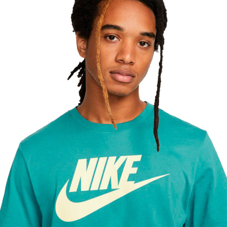 camiseta-nike-sportswear-icon-futura-mineral-teal-2