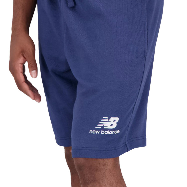 pantalon-corto-new-balance-essentials-stacked-logo-fleece-short-blue-navy-3