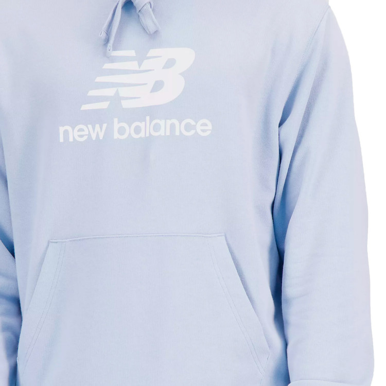 sudadera-new-balance-essentials-stacked-logo-fleece-blue-sky-3