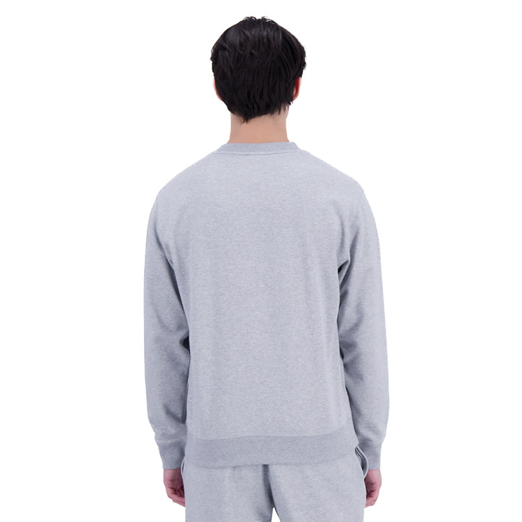 sudadera-new-balance-essentials-stacked-logo-fleece-crew-athletic-grey-2.jpg