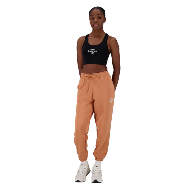 top-new-balance-essentials-bra-mujer-black-3.jpg
