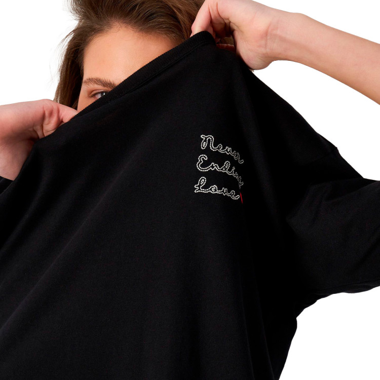 camiseta-champion-made-with-love-mujer-black-2.jpg