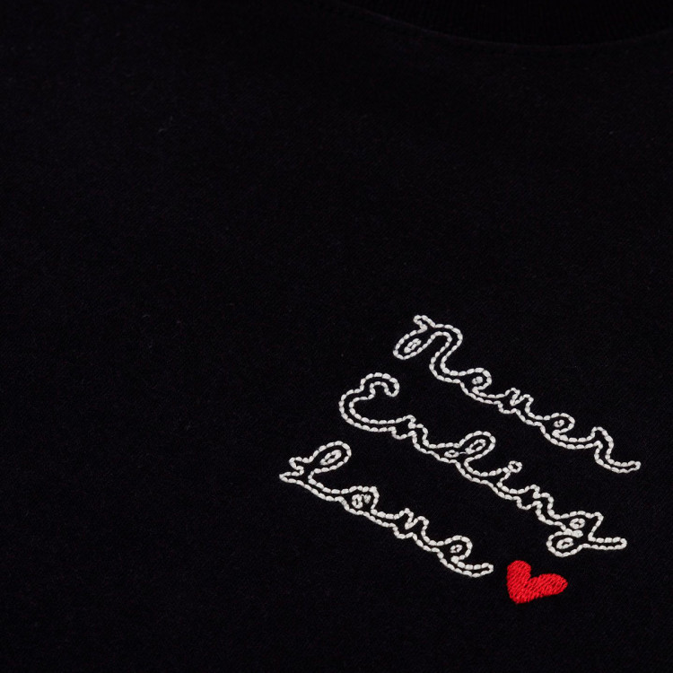 camiseta-champion-made-with-love-mujer-black-3.jpg