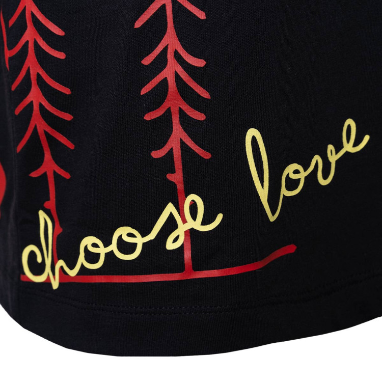camiseta-champion-made-with-love-negro-2.jpg