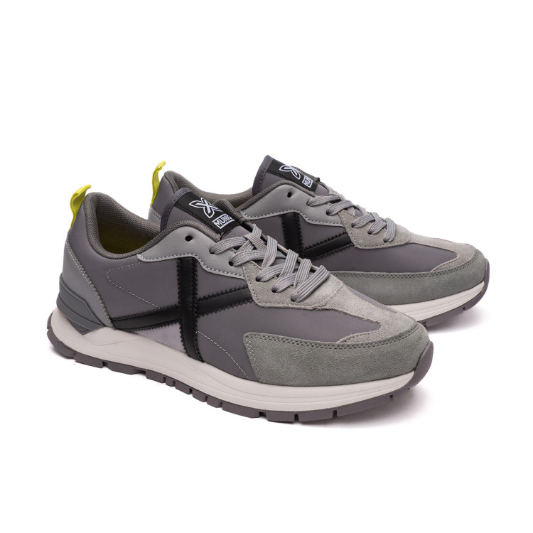 zapatilla-munich-versatile-gris-0.jpg