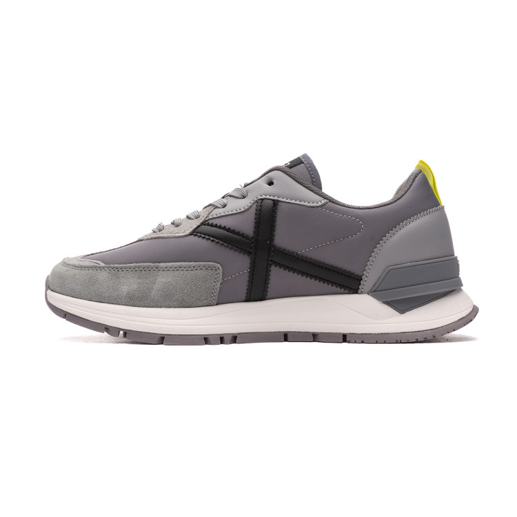 zapatilla-munich-versatile-gris-2.jpg