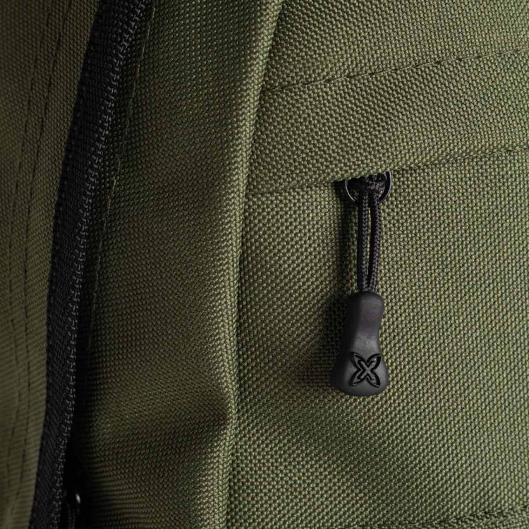 mochila-munich-gym-sports-backpack-slim-kaki-green-2.jpg
